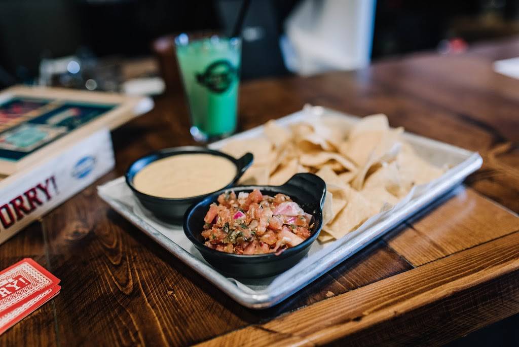 Local Cue Family Restaurant | restaurant | 30 Orchard Park Dr #8, Greenville, SC 29615, USA | 8642886873 OR +1 864-288-6873