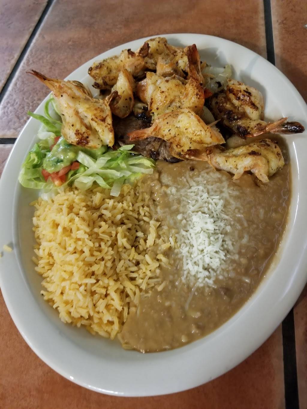 Chuys Taqueria | restaurant | 1260 Lake Blvd #103, Davis, CA 95616, USA | 5307564183 OR +1 530-756-4183