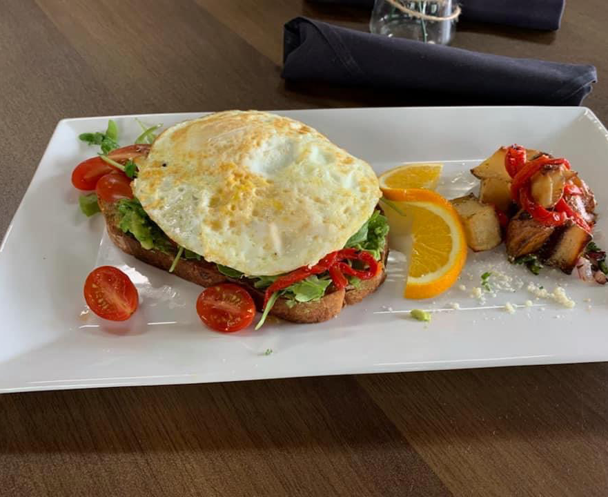 LE CAFE STATION GRILL | restaurant | 1889 N Winnebago Ave, Chicago, IL 60647, USA | 7736974644 OR +1 773-697-4644