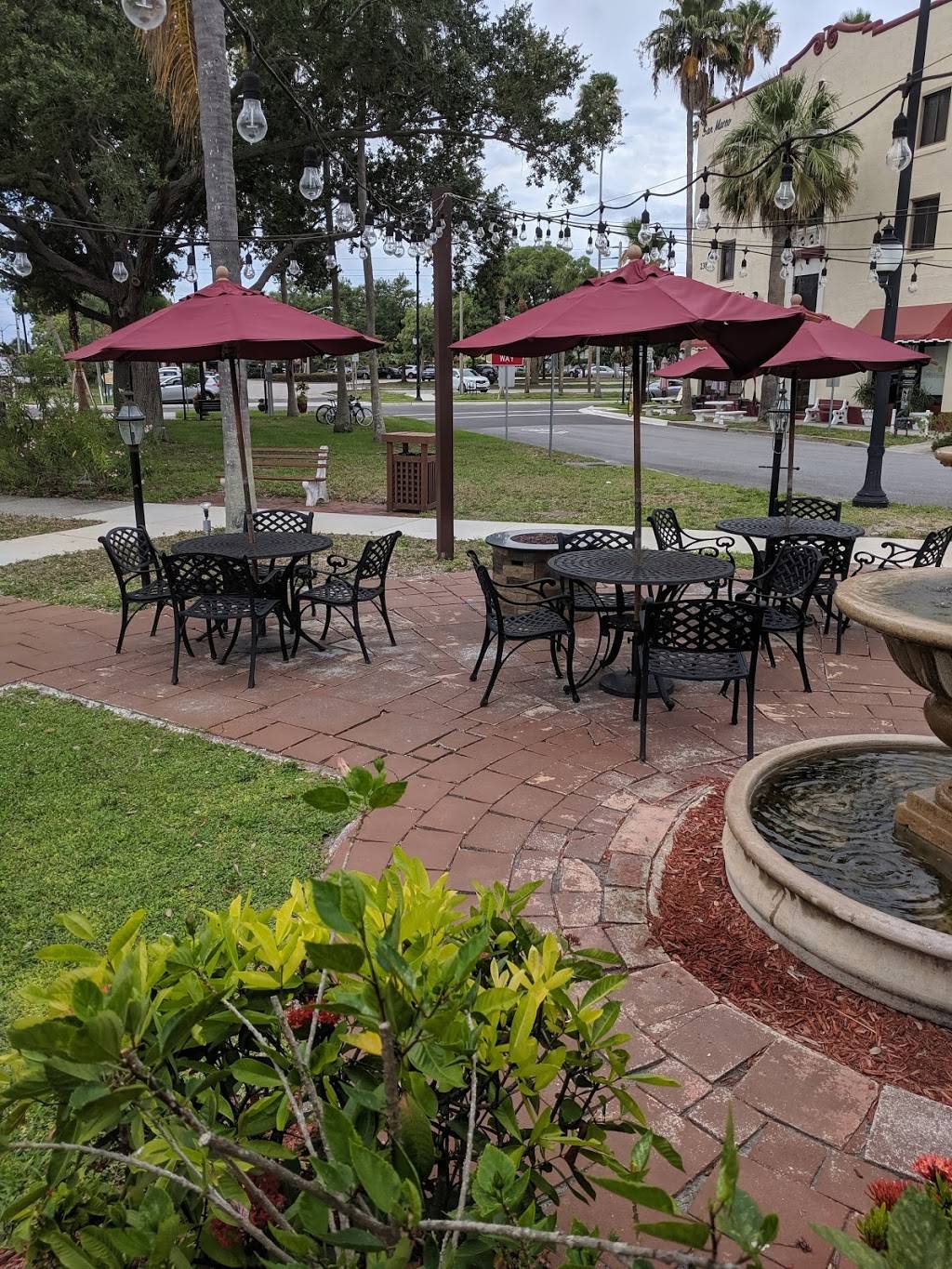 Luna Restaurant | restaurant | 200 Nokomis Ave N, Venice, FL 34285, USA | 9414129898 OR +1 941-412-9898