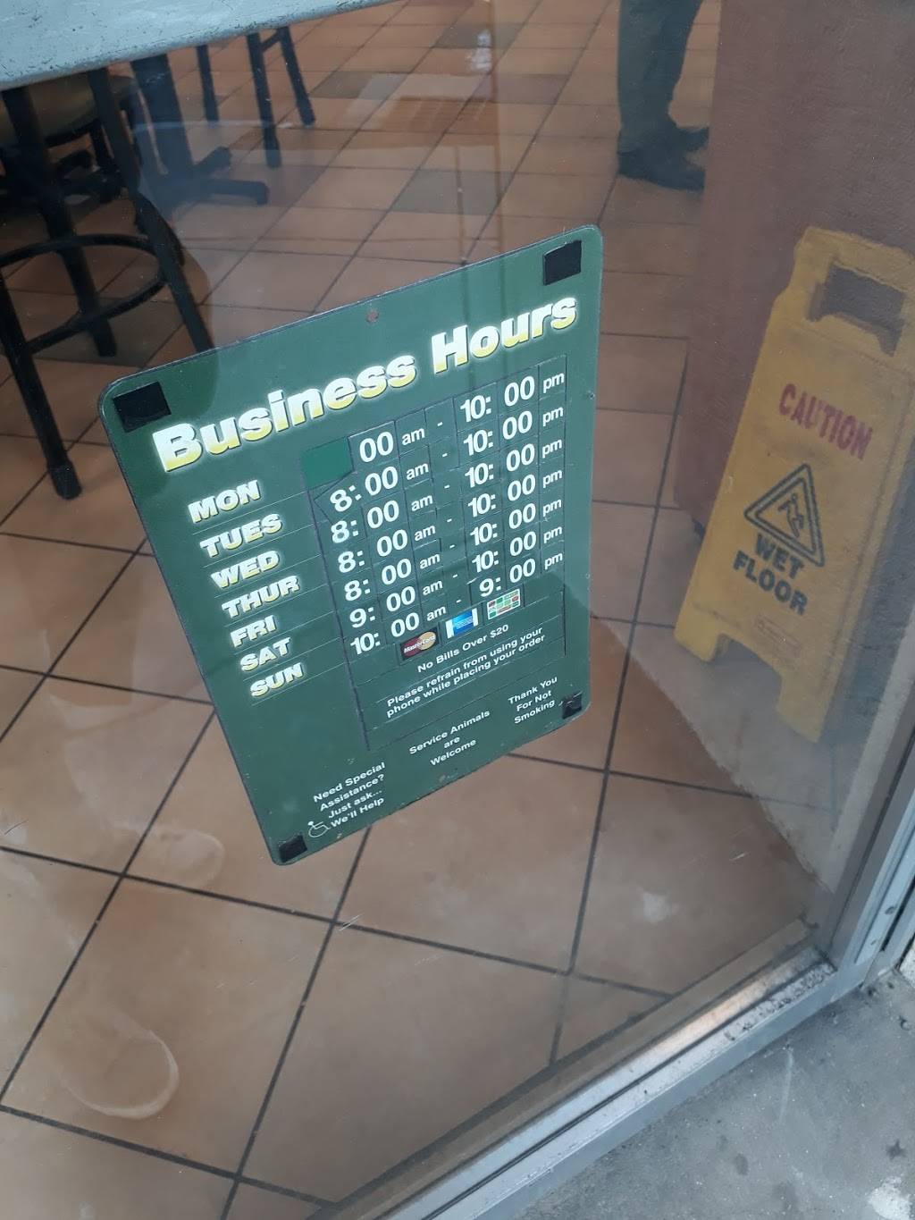 Subway | restaurant | 926 E Main St, Bridgeport, CT 06608, USA | 2035021528 OR +1 203-502-1528