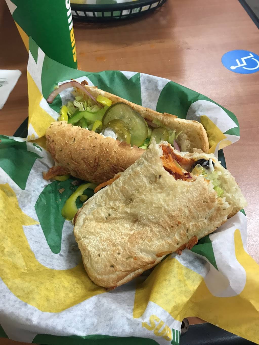 Subway | restaurant | 3 Commerce Dr, Hooksett, NH 03106, USA | 6037923000 OR +1 603-792-3000