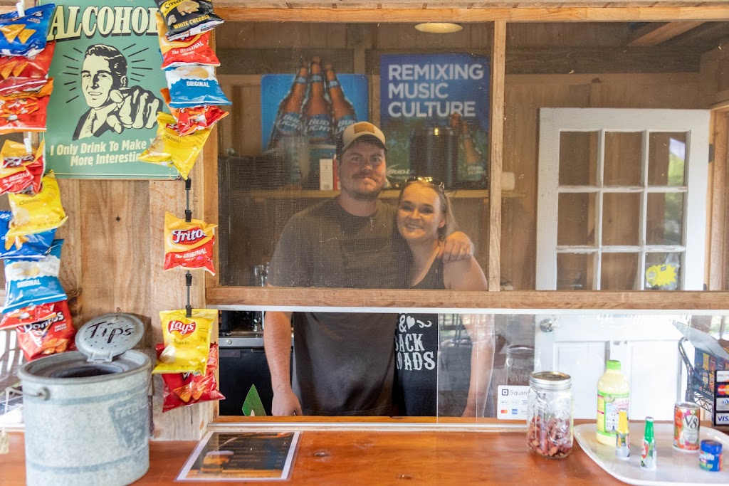 Rusty Roof Fish Camp | restaurant | 330 W Tennessee Ave, Copperhill, TN 37317, USA | 6199871818 OR +1 619-987-1818