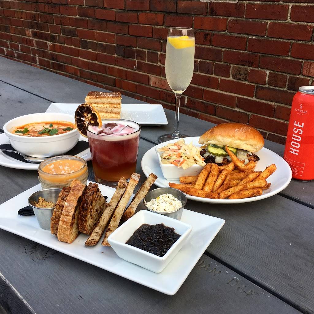 Thunderbird | restaurant | 1127 Shelby St, Indianapolis, IN 46203, USA | 3179749580 OR +1 317-974-9580