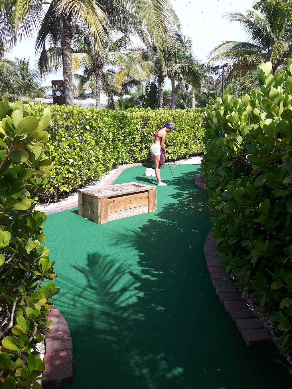 Lighthouse Cove Adventure Golf | restaurant | 617 N Hwy A1A, Jupiter, FL 33477, USA | 5612037965 OR +1 561-203-7965