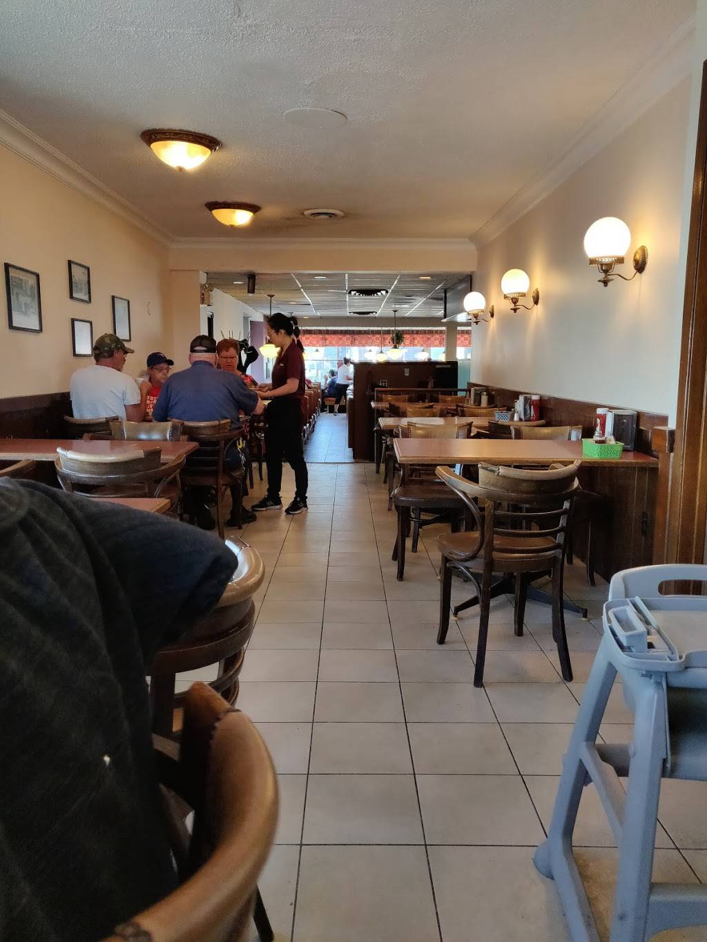 Del-Mar Restaurant | restaurant | 1677 Dundas St, London, ON N5W 3C6, Canada | 5194516120 OR +1 519-451-6120