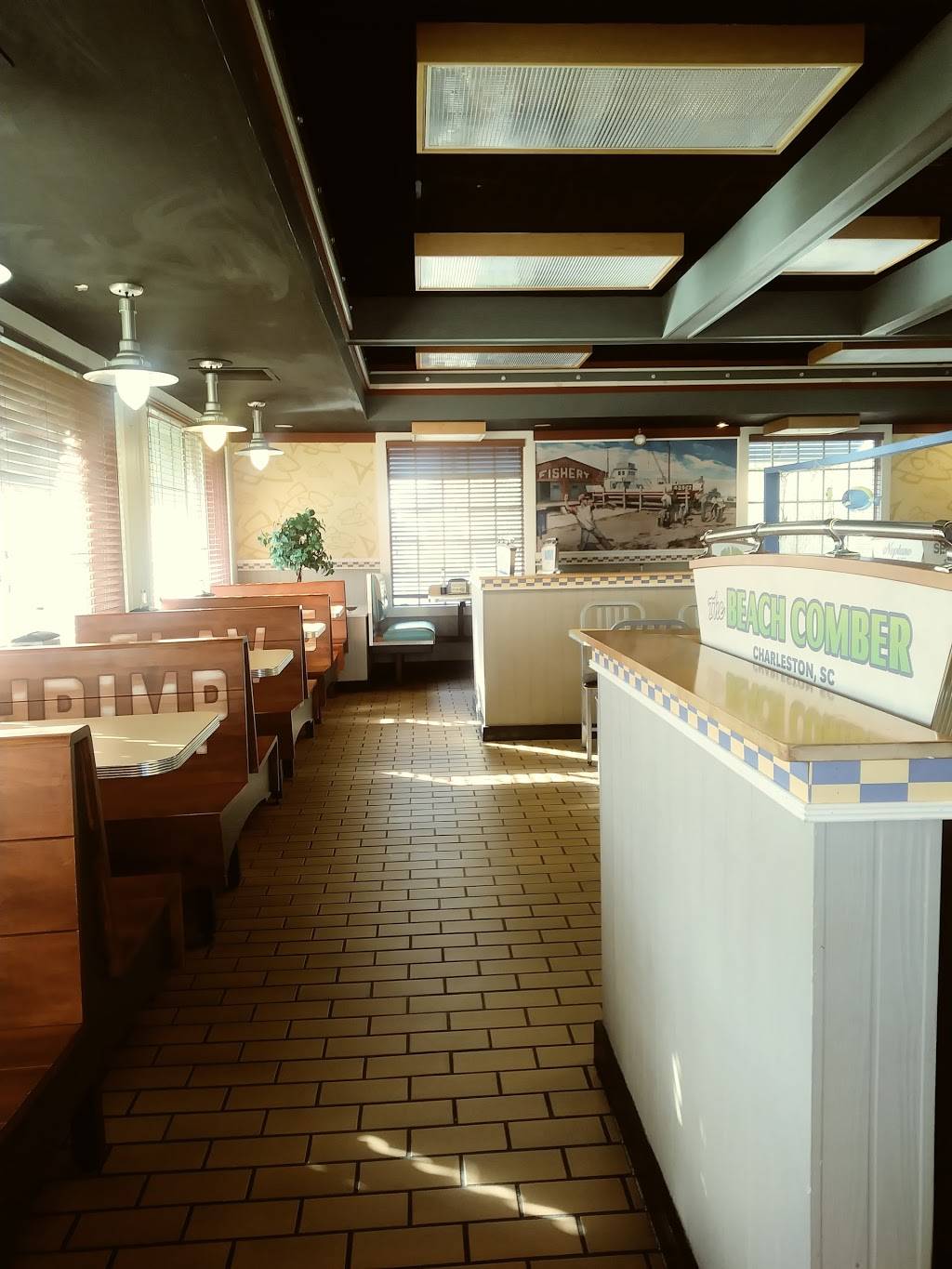 Long John Silvers | restaurant | 904 Cleveland St, Elyria, OH 44035, USA | 4403660565 OR +1 440-366-0565