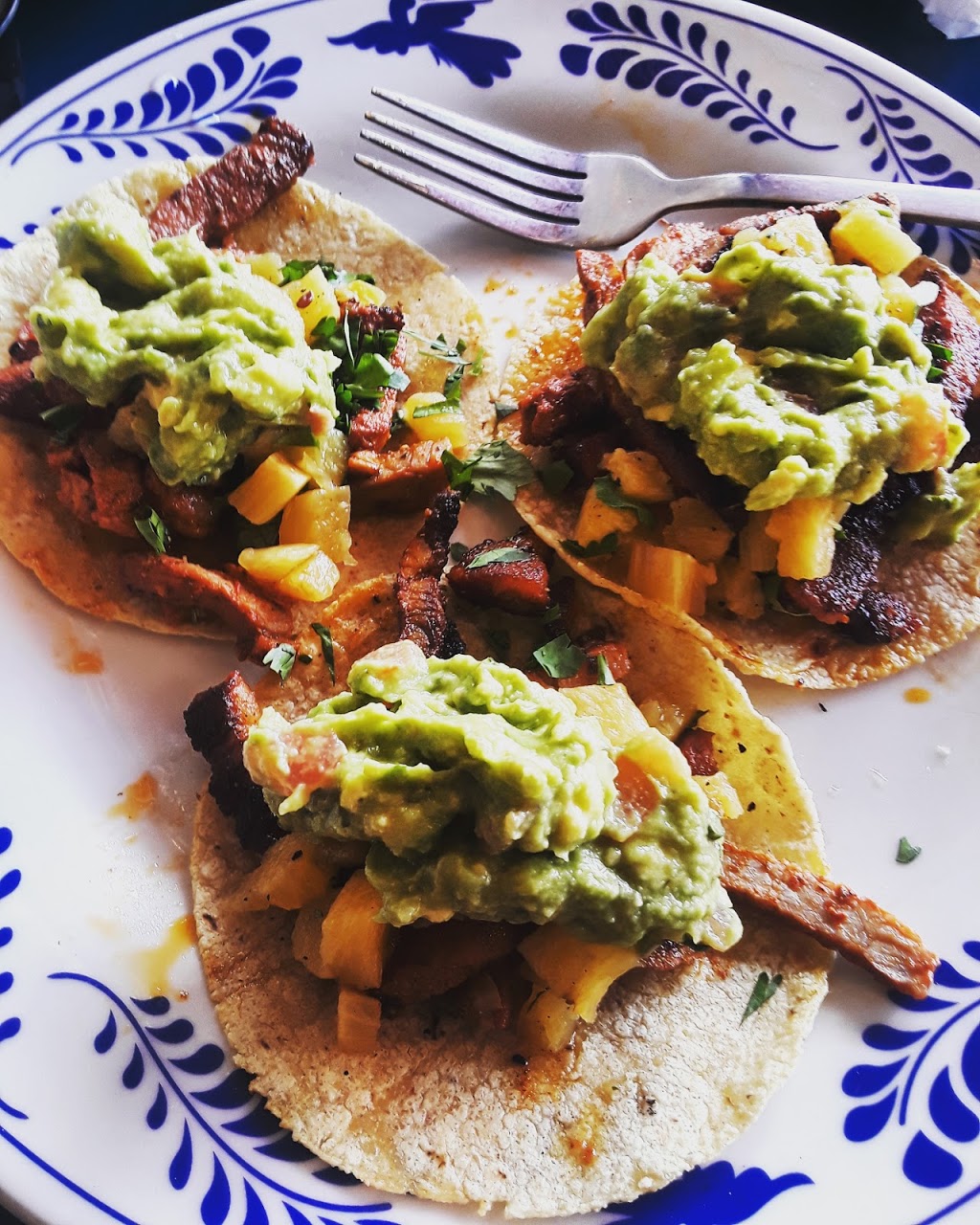 La Gloria | restaurant | 100 E Grayson St, San Antonio, TX 78215, USA | 2102679040 OR +1 210-267-9040