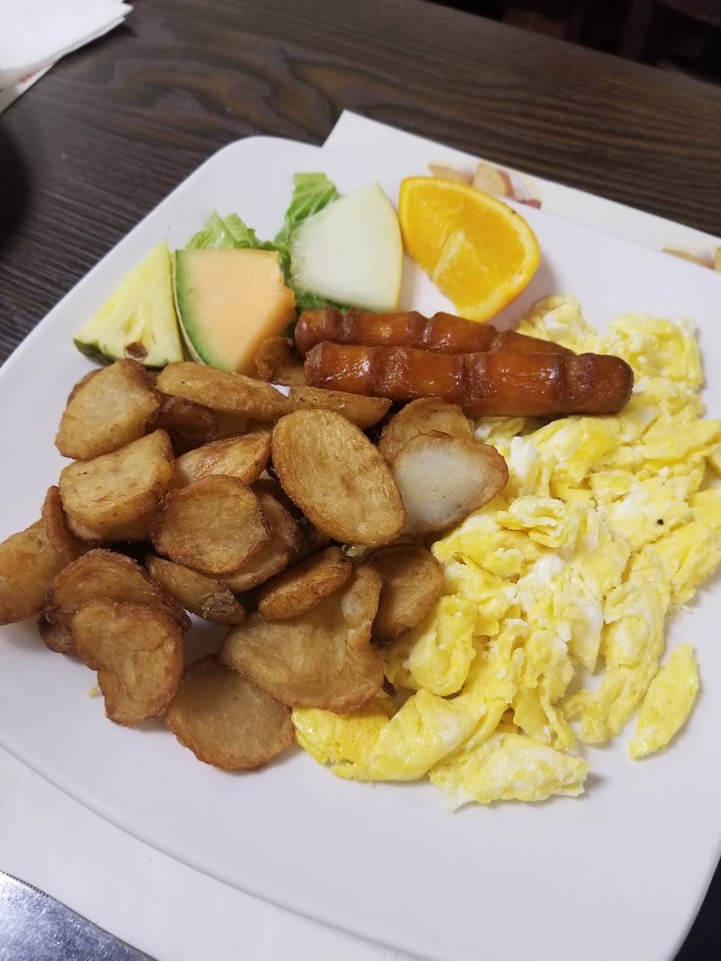 Déjeuner Mickael | restaurant | 2101 Av Dollard, LaSalle, QC H8N 1S2, Canada | 5143652020 OR +1 514-365-2020