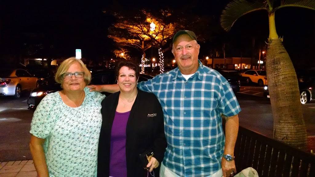 Stonewood Grill & Tavern | restaurant | 7935 Airport-Pulling Rd #20, Naples, FL 34109, USA | 2395930001 OR +1 239-593-0001