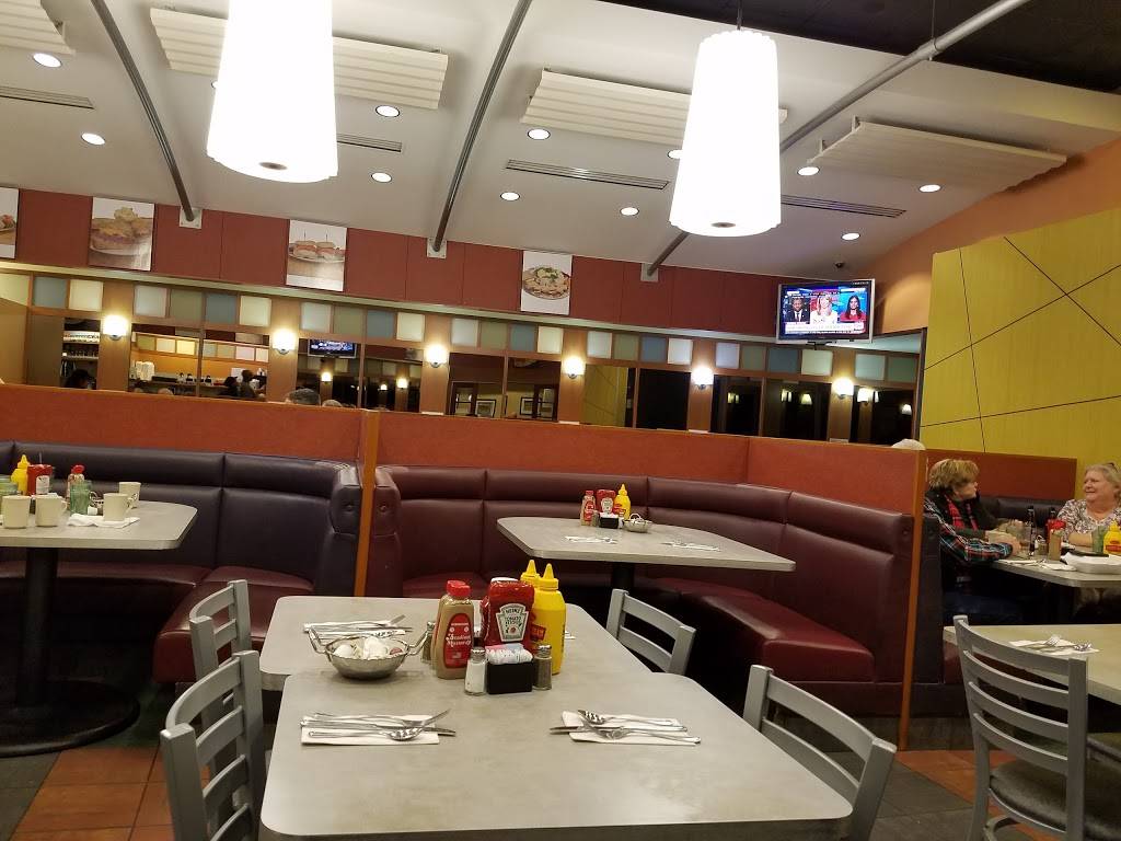 Corky and Lennys | restaurant | 27091 Chagrin Blvd, Woodmere, OH 44122, USA | 2164643838 OR +1 216-464-3838