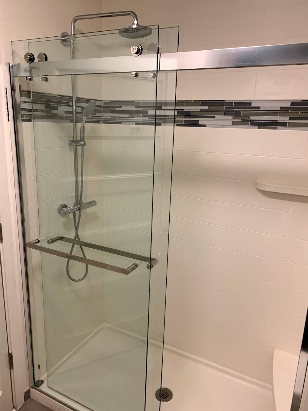 Cork & Kale | restaurant | 3499 NW 25th St, Miami, FL 33142, USA | 3056367000 OR +1 305-636-7000