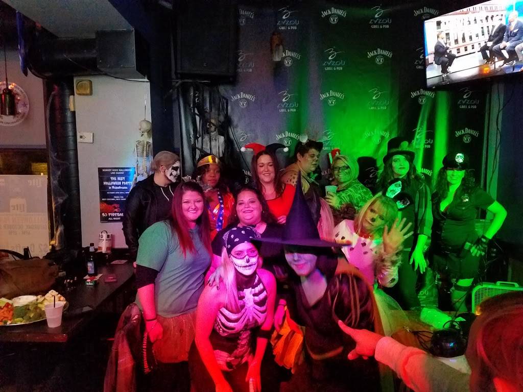 Zazou Grill & Pub | restaurant | 502 W 6th St, Covington, KY 41011, USA | 8592619111 OR +1 859-261-9111