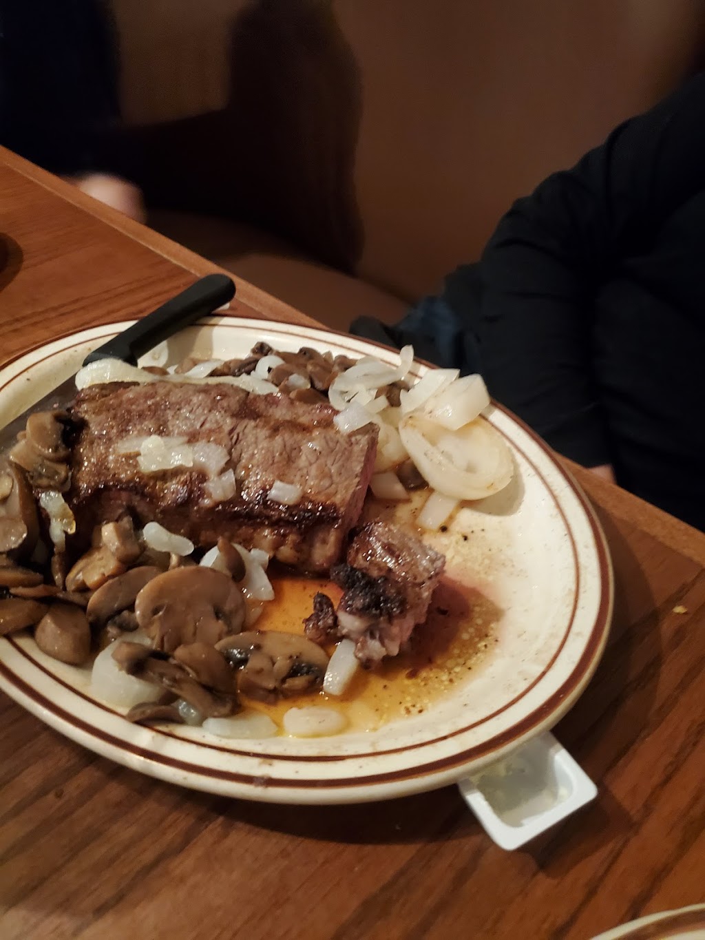 Bakers Cafe | cafe | 1927 Stark Ave SW, Canton, OH 44706, USA | 3304540528 OR +1 330-454-0528