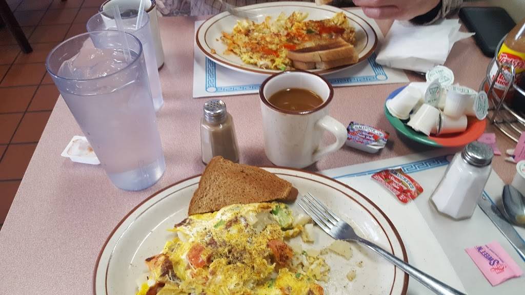 Summit Family Restaurant | restaurant | 2210 Gettysburg Rd, Camp Hill, PA 17011, USA | 7177374310 OR +1 717-737-4310