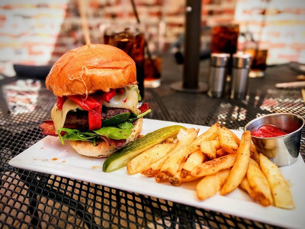 Golden Leaf Bistro | restaurant | 215 Craghead St, Danville, VA 24541, USA | 4347913191 OR +1 434-791-3191