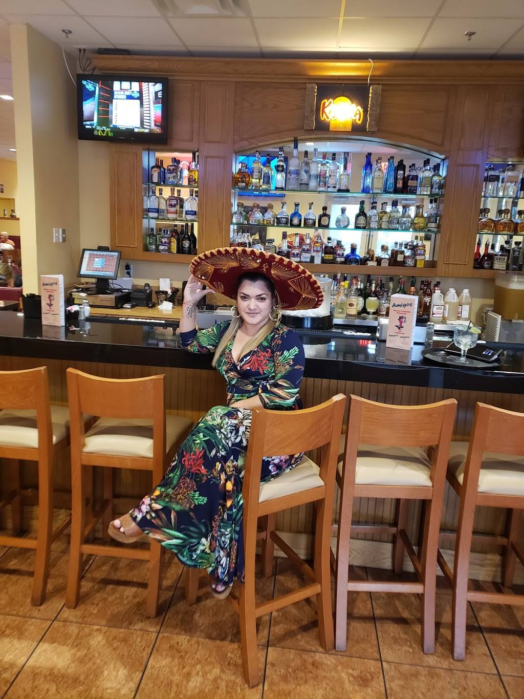 Amigos | restaurant | 1700 S Congress Ave, Palm Springs, FL 33461, USA | 5619648894 OR +1 561-964-8894