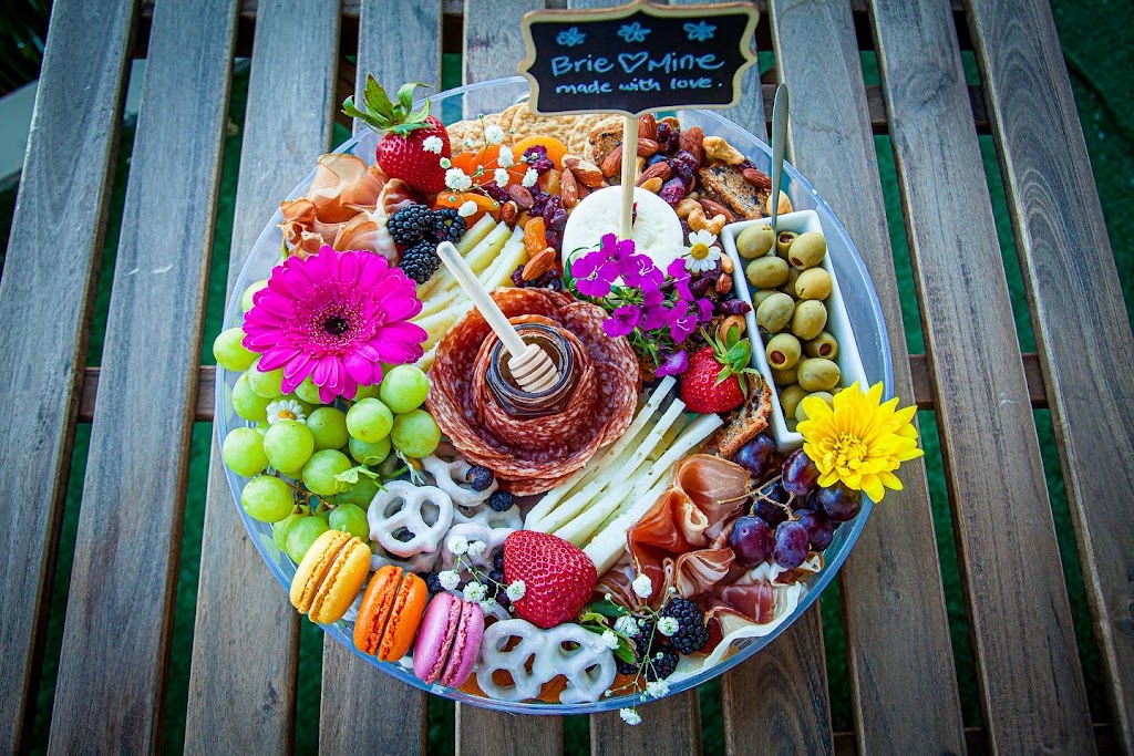 Brie Mine | restaurant | 3425 Hancock St, San Diego, CA 92110, USA | 3053944131 OR +1 305-394-4131