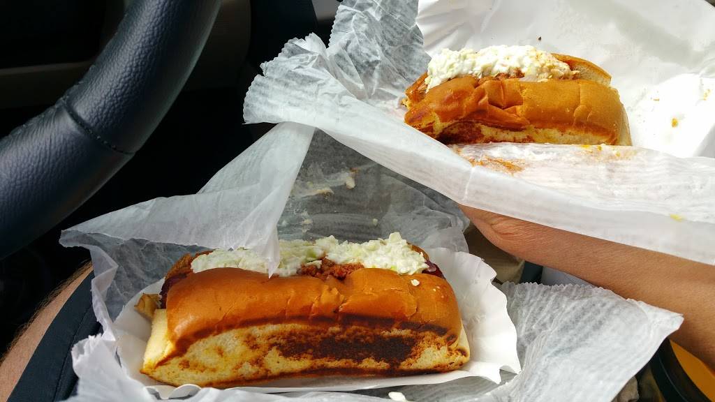 Jims Drive In | restaurant | 479 W Washington St, Lewisburg, WV 24901, USA | 3046452590 OR +1 304-645-2590