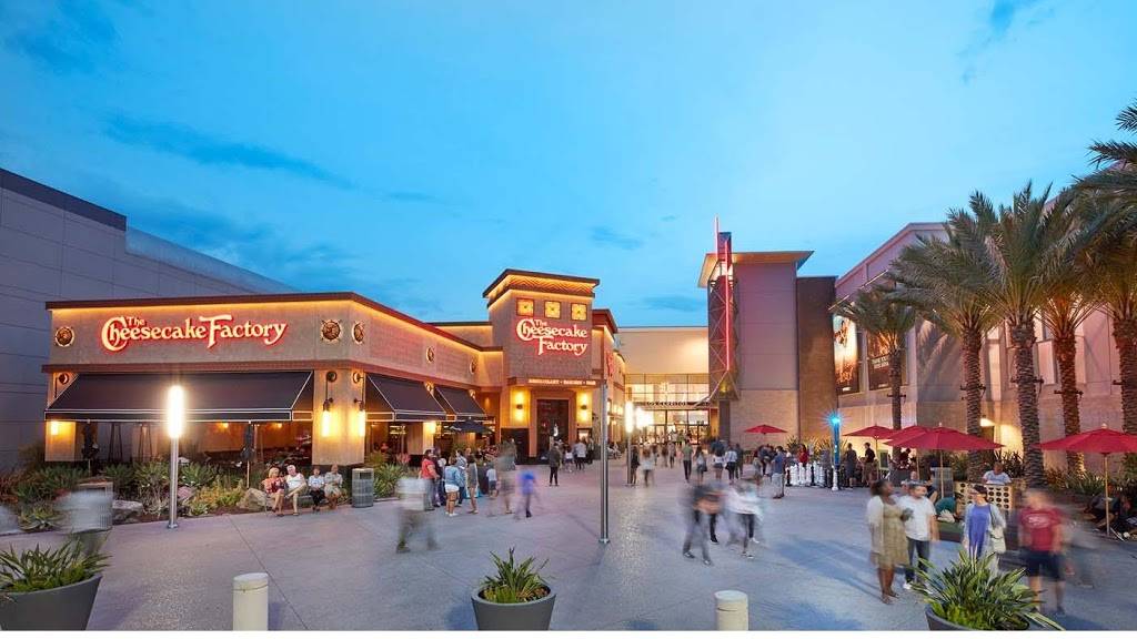 Los Cerritos Center | shopping mall | 239 Los Cerritos Center, Cerritos, CA 90703, USA | 5624027467 OR +1 562-402-7467