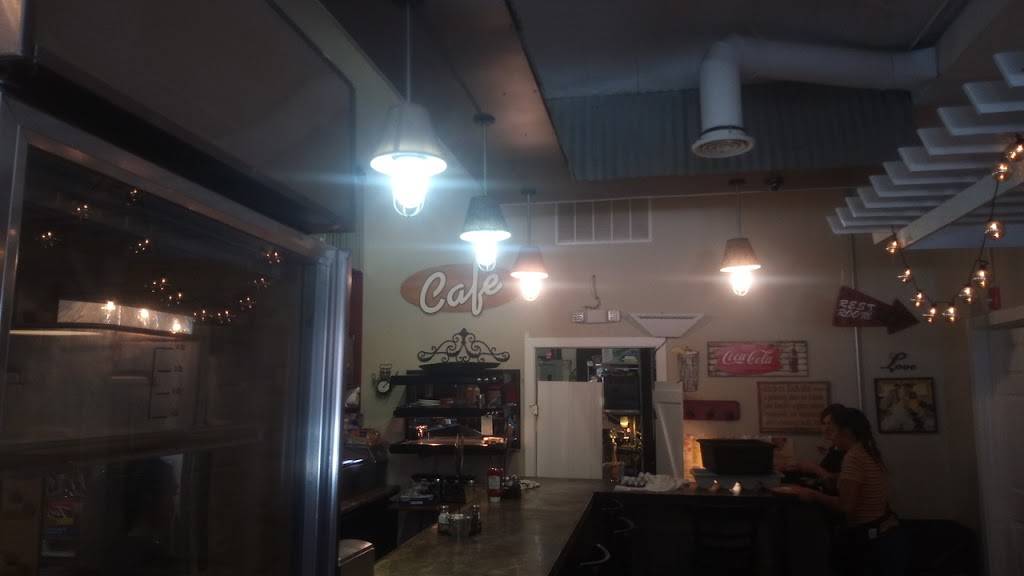 Missys Family Restaurant | restaurant | 503 N Buckeye St, Kokomo, IN 46901, USA | 7654506586 OR +1 765-450-6586