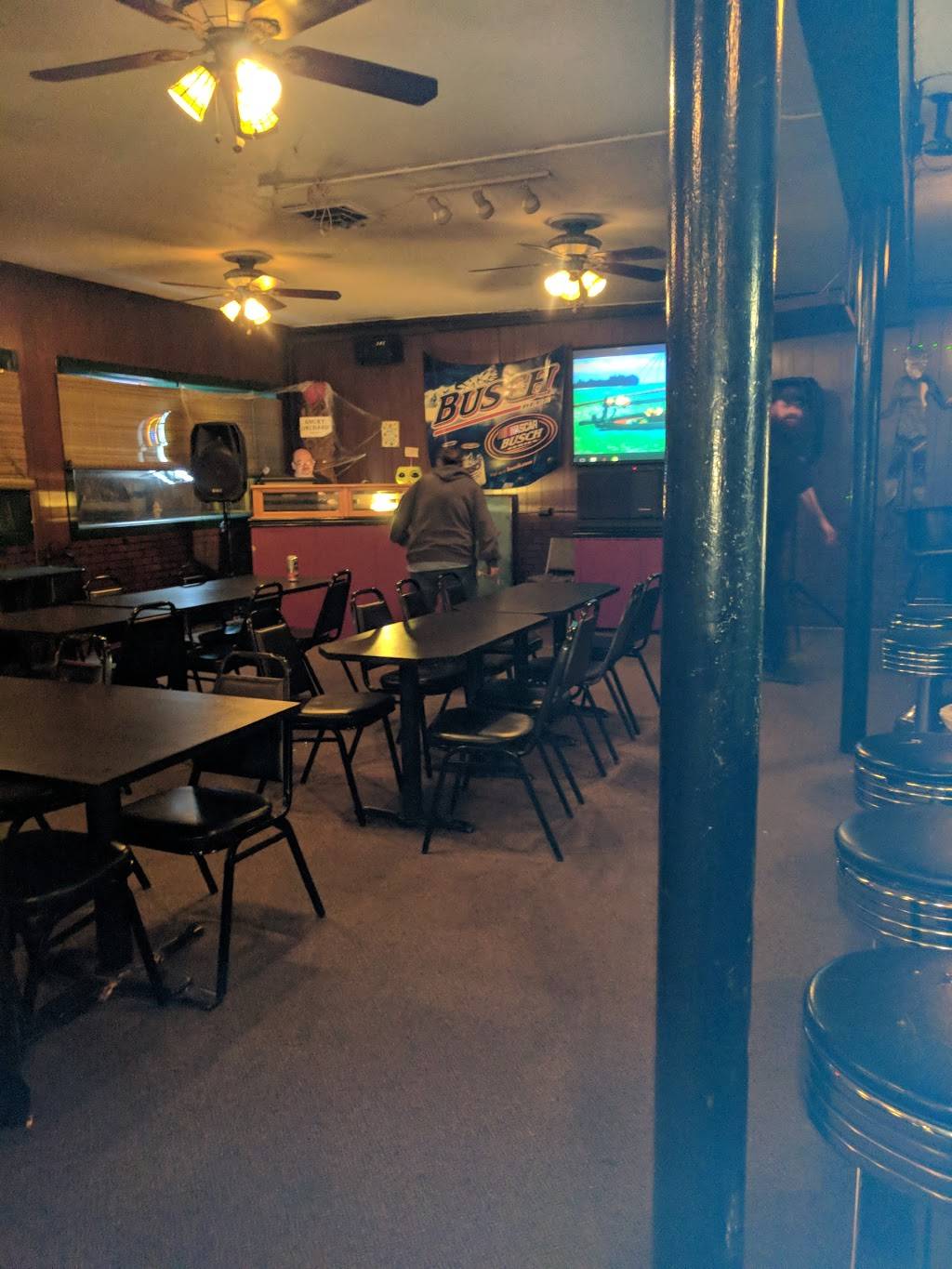 Maltese Tavern Bar & Grill | restaurant | 100 Pine St, Kelso, WA 98626, USA | 3605779993 OR +1 360-577-9993