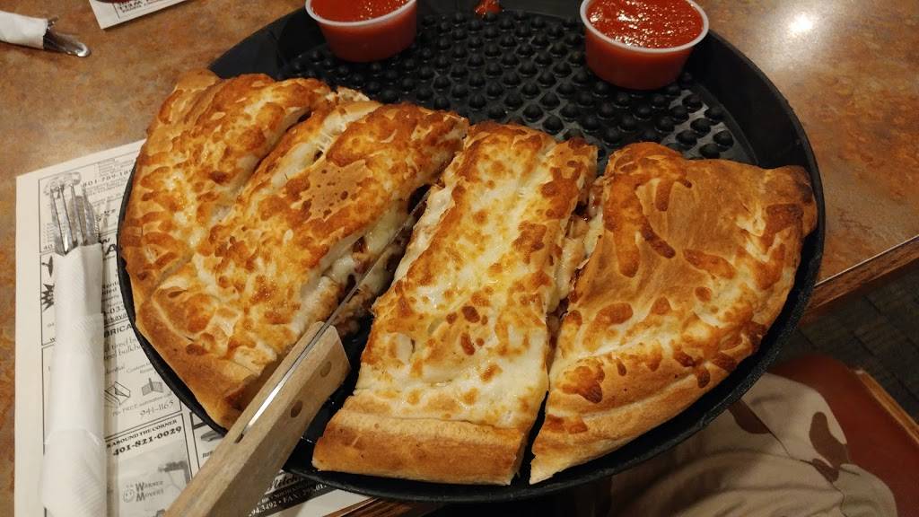 Tonys Pizzeria & Ristorante | restaurant | 1916 Kingstown Rd, Wakefield, RI 02879, USA | 4017898383 OR +1 401-789-8383