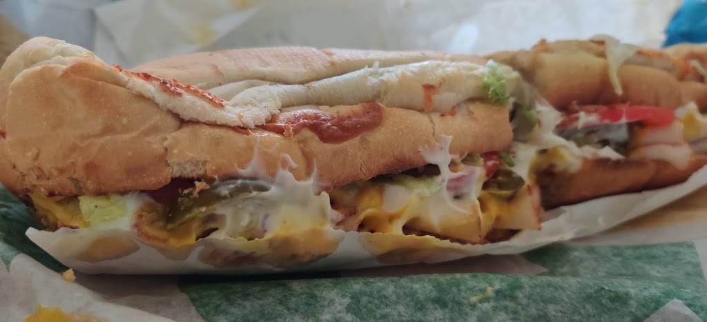 Subway | meal takeaway | 15940 Tiger Bend Rd, Baton Rouge, LA 70817, USA | 2257533851 OR +1 225-753-3851