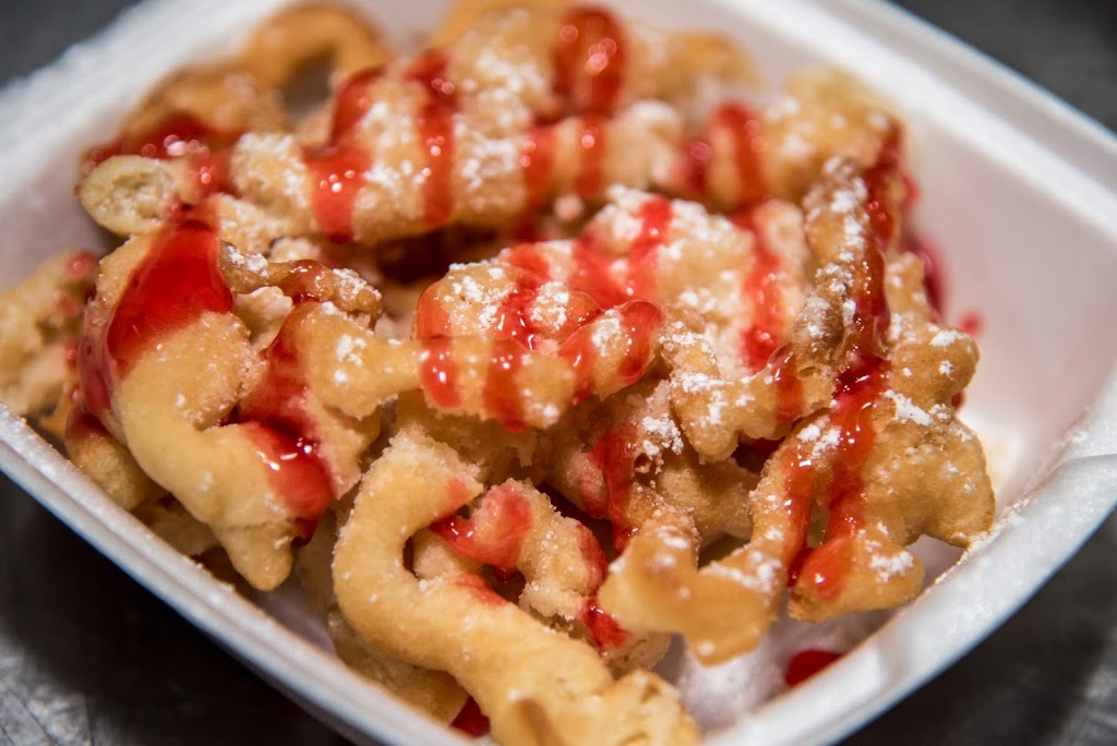 Sweet Dreams Frozen Yogurt | restaurant | 17 W 35th St, Chicago, IL 60616, USA | 7732859980 OR +1 773-285-9980