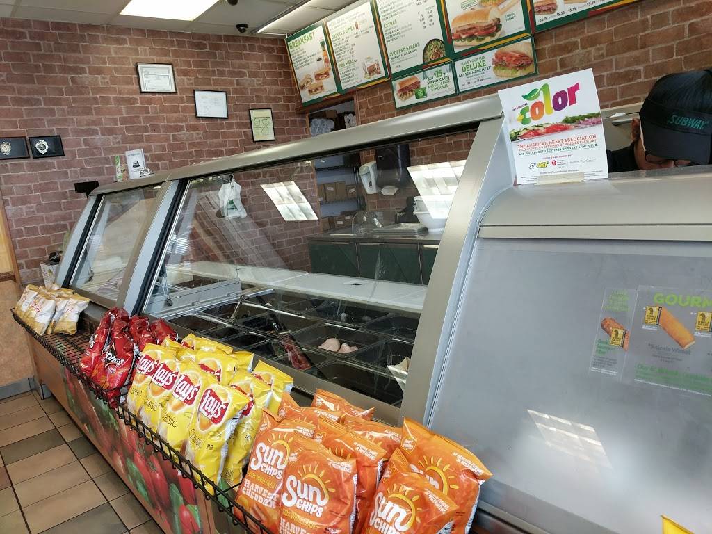 Subway | restaurant | 5633 Charlotte Ave, Nashville, TN 37209, USA | 6153539201 OR +1 615-353-9201