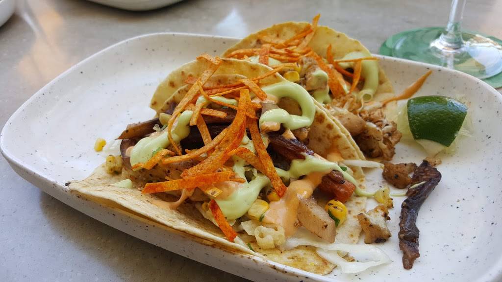 Tommy Bahama Marlin Bar & Store | restaurant | 111 N Palm Canyon Dr Suite 150, Palm Springs, CA 92262, USA | 7607780012 OR +1 760-778-0012