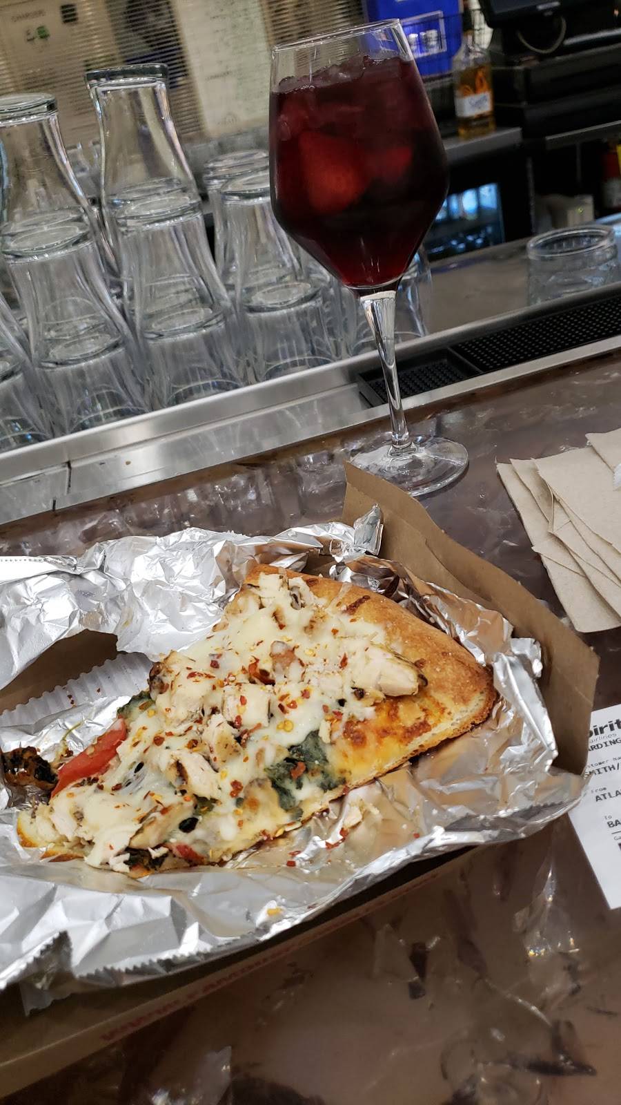 Famous Famiglia | restaurant | 6000 N Terminal Pkwy, Atlanta, GA 30320, USA | 4047621577 OR +1 404-762-1577