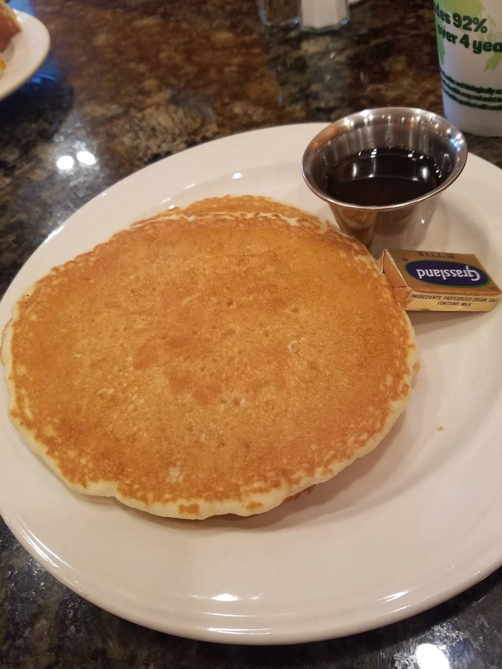 The Wooden Spoon | cafe | 4671 Indian Creek Pkwy, Overland Park, KS 66207, USA | 9135441125 OR +1 913-544-1125