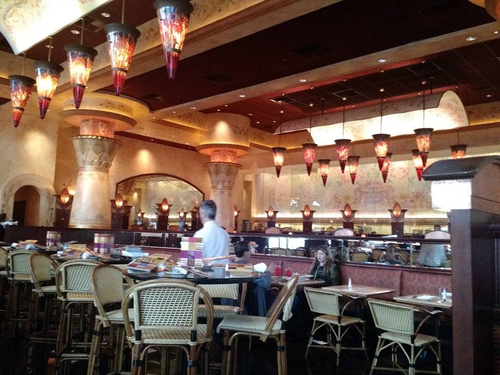 The Cheesecake Factory | restaurant | 210 Andover St, Peabody, MA 01960, USA | 9785387599 OR +1 978-538-7599