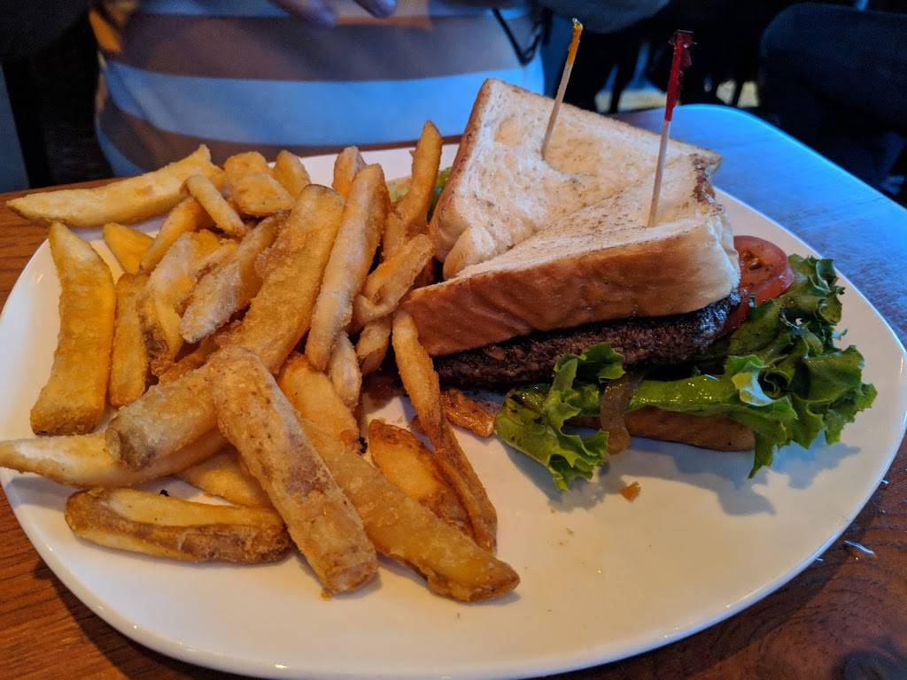 Carolina Ale House | restaurant | 1115 Woodruff Rd, Greenville, SC 29607, USA | 8645285770 OR +1 864-528-5770