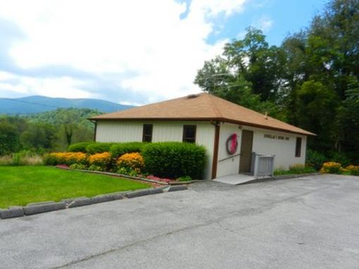 Sufi Lodge Halal B&B | restaurant | 67 High Country Ln, Troutdale, VA 24378, USA | 2766770195 OR +1 276-677-0195