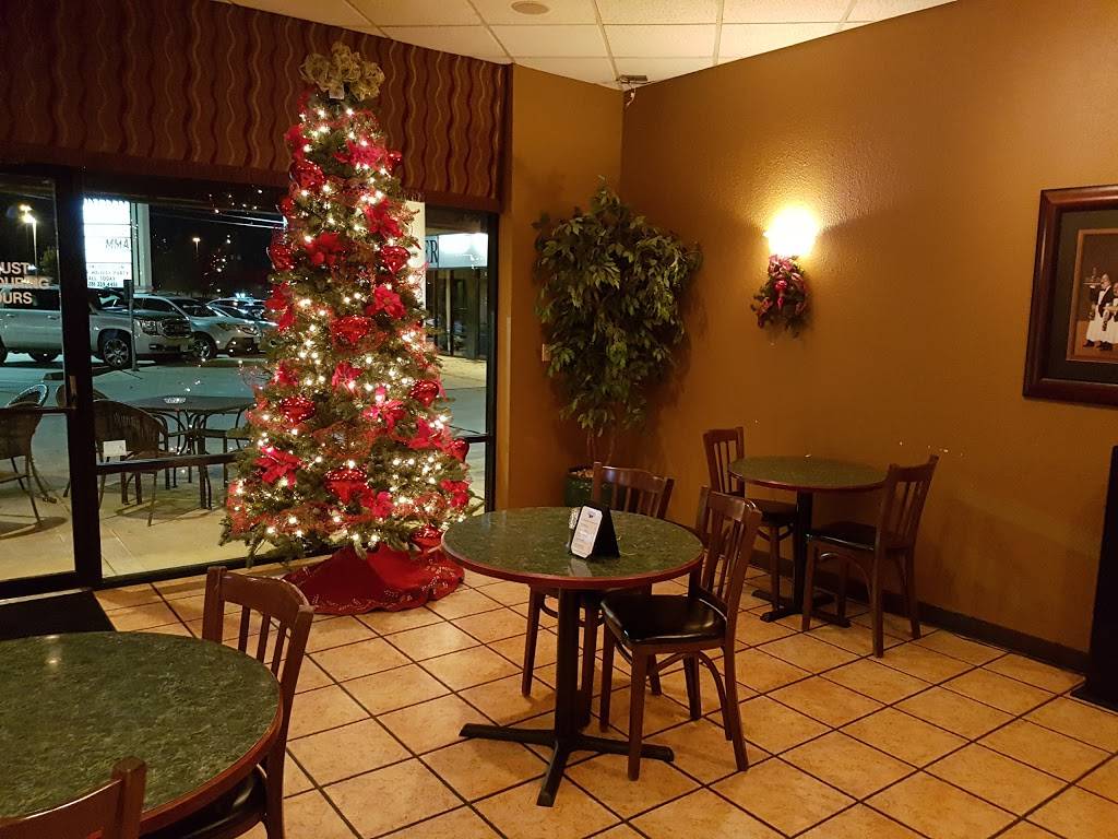 Amedeos Italian Restaurant | restaurant | 22704 TX-494 Loop, Kingwood, TX 77339, USA | 2813594451 OR +1 281-359-4451