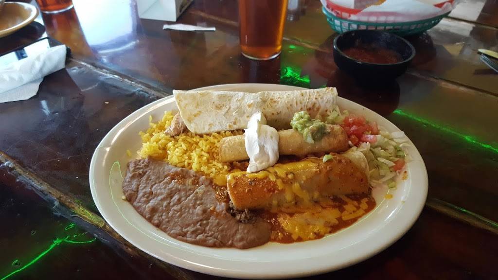 Los Bravos Mexican Grill and Cantina | restaurant | 1108 US-80, Pooler, GA 31322, USA | 9127484333 OR +1 912-748-4333