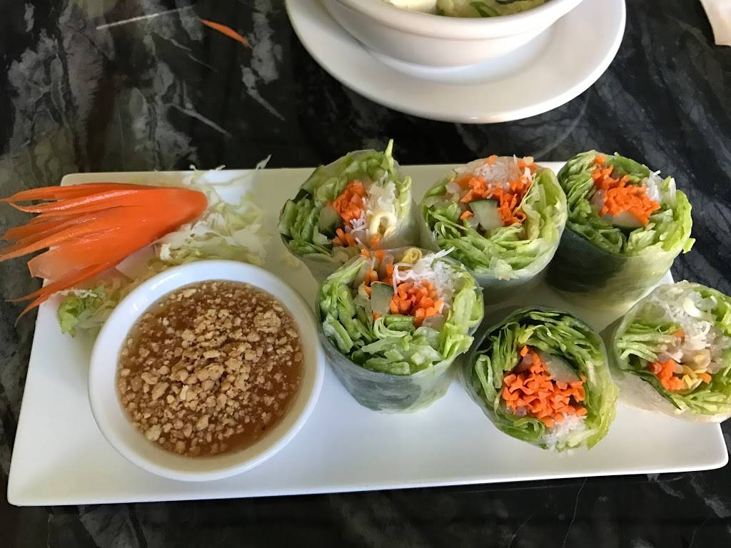 Whoopi Thai cuisine | meal delivery | 2449 Black Rock Turnpike, Fairfield, CT 06825, USA | 2034294956 OR +1 203-429-4956