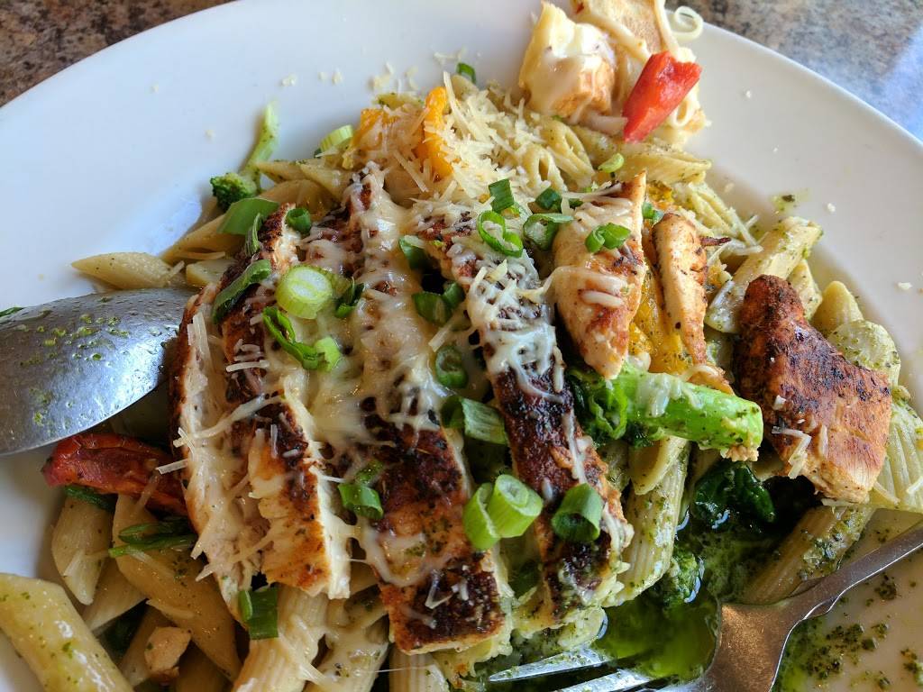 Geezers | restaurant | 12120 Telegraph Rd, Santa Fe Springs, CA 90670, USA | 5629463605 OR +1 562-946-3605