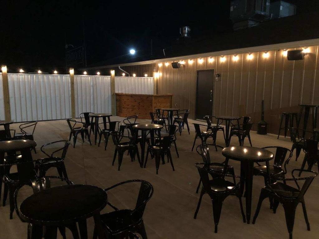 Tinwood Tavern | restaurant | 120 Johnson Dr, Uhrichsville, OH 44683, USA | 7402297081 OR +1 740-229-7081