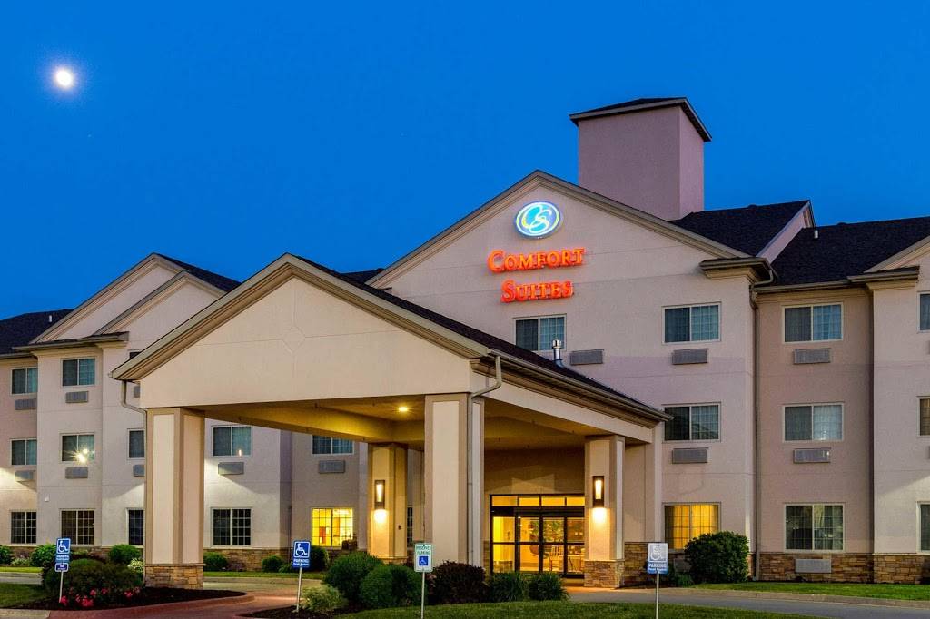 Comfort Suites | restaurant | 1780 Stonegate Center Dr, Burlington, IA 52601, USA | 3197531300 OR +1 319-753-1300
