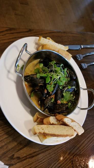 Hamiltons Kitchen | restaurant | 300 E New England Ave, Winter Park, FL 32789, USA | 4079988089 OR +1 407-998-8089