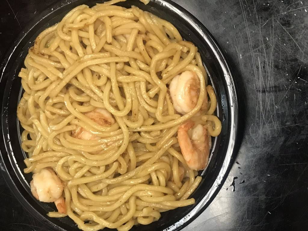 Yummy Yummy Family | restaurant | 250 E 204th St, Bronx, NY 10458, USA | 7185618888 OR +1 718-561-8888