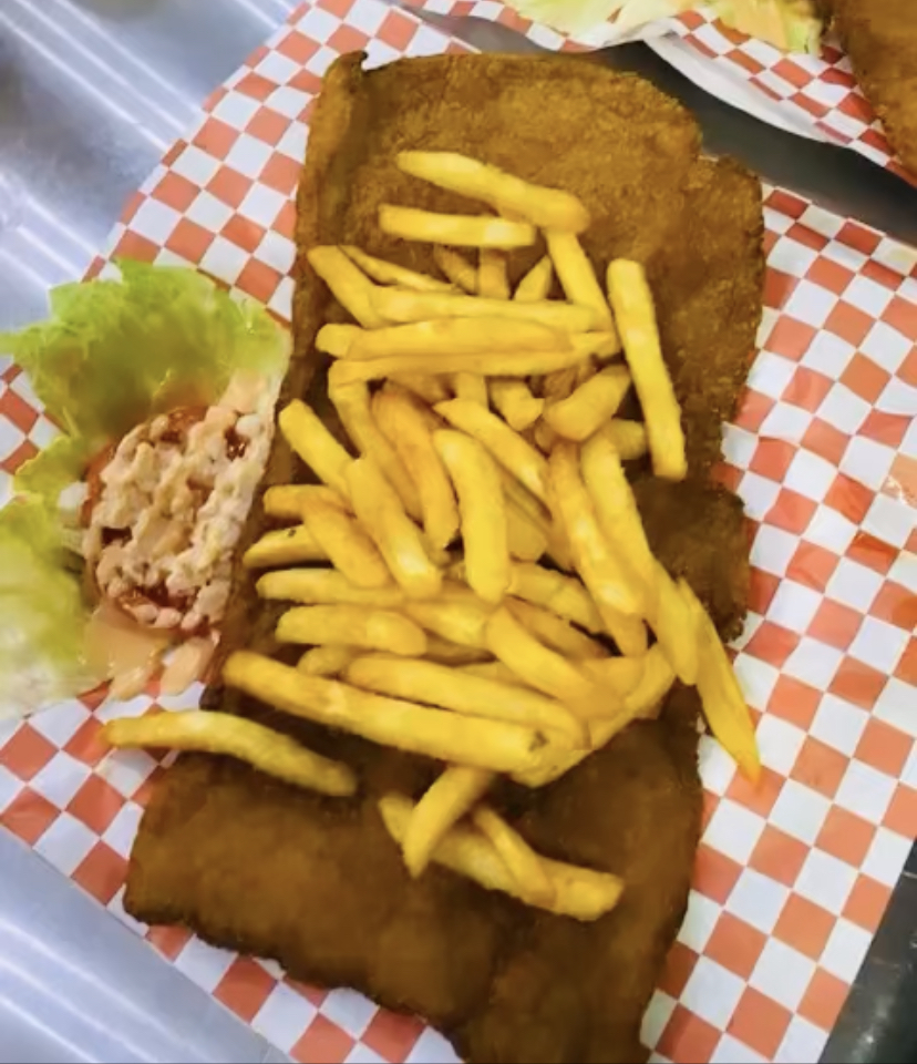 El Parche 305 | restaurant | 5921 NW 176th St bay 11, Hialeah, FL 33015, USA | 7866633705 OR +1 786-663-3705