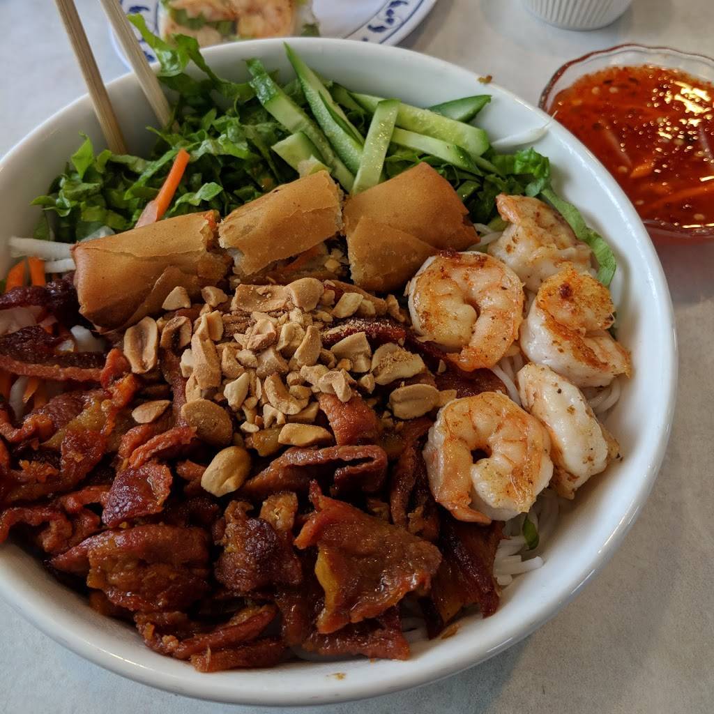 Saigon Bistro | restaurant | 1639 W Carson St, Torrance, CA 90501, USA | 3106189311 OR +1 310-618-9311