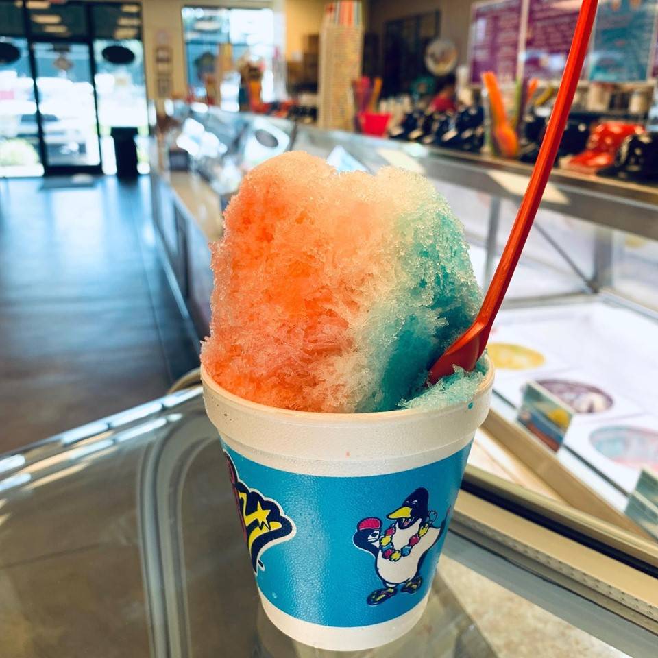 Cookies N Creme Ice Cream & More | bakery | 117 N Pilot Knob Rd, Denver, NC 28037, USA | 7048202855 OR +1 704-820-2855