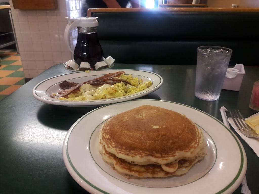 Kozy Korner Restaurant | restaurant | 906 N Union St, Wilmington, DE 19805, USA | 3026580812 OR +1 302-658-0812