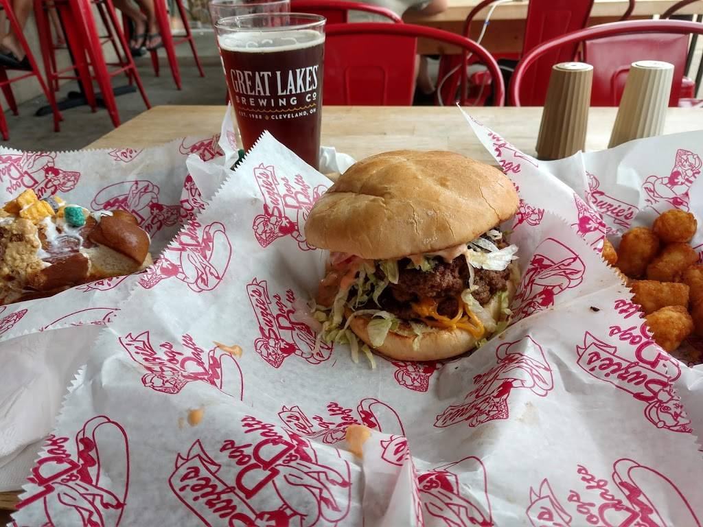 Suzies Dogs and Drafts | restaurant | 1393 Boardman-Canfield Rd, Boardman, OH 44512, USA | 3309532350 OR +1 330-953-2350