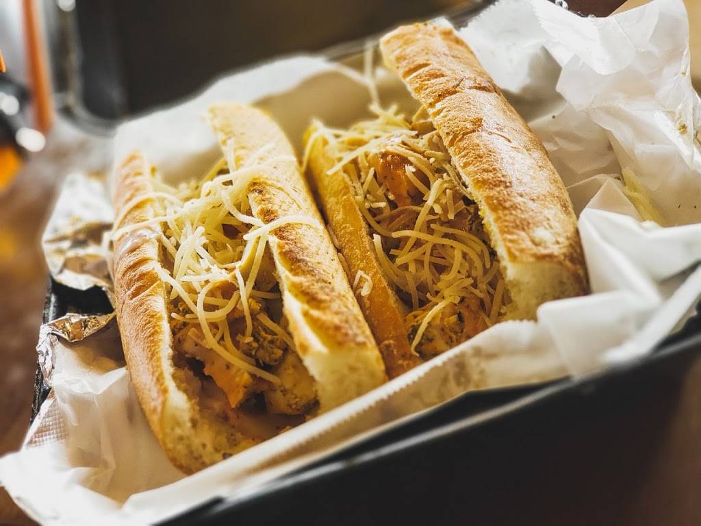 Zunzi’s | restaurant | 1971 Howell Mill Rd, Atlanta, GA 30318, USA | 4706982351 OR +1 470-698-2351